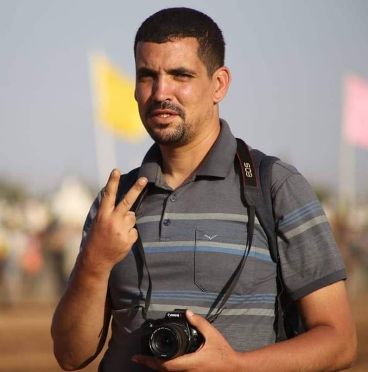 الشرطة القضائية بابن جرير تستمع للاعلامي والناشط الفايسبوكي"احمد البوعزاوي"على خلفية شكاية تتعلق بالتشهير الشرطة القضائية بابن جرير تستمع للاعلامي والناشط الفايسبوكي"احمد البوعزاوي"على خلفية شكاية تتعلق بالتشهير