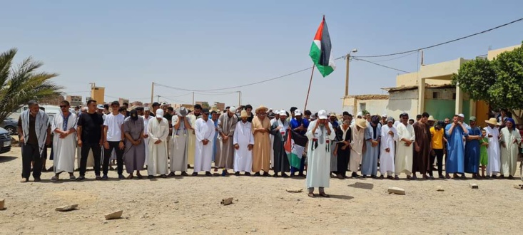 رغم الصمت الرسمي.. المغاربة يؤدون صلاة الغائب على هنية ويواصلون المطالبة بإسقاط التطبيع رغم الصمت الرسمي.. المغاربة يؤدون صلاة الغائب على هنية ويواصلون المطالبة بإسقاط التطبيع