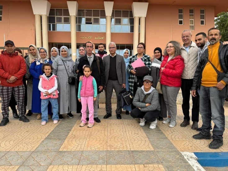 ابتدائية ابن جرير تدين خمسة أفراد من عائلة المرحوم"ياسين شبلي" ابتدائية ابن جرير تدين خمسة أفراد من عائلة المرحوم"ياسين شبلي"