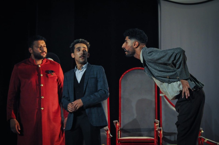 مسرحية كبير العفطة تلهب جمهور سلا مسرحية كبير العفطة تلهب جمهور سلا