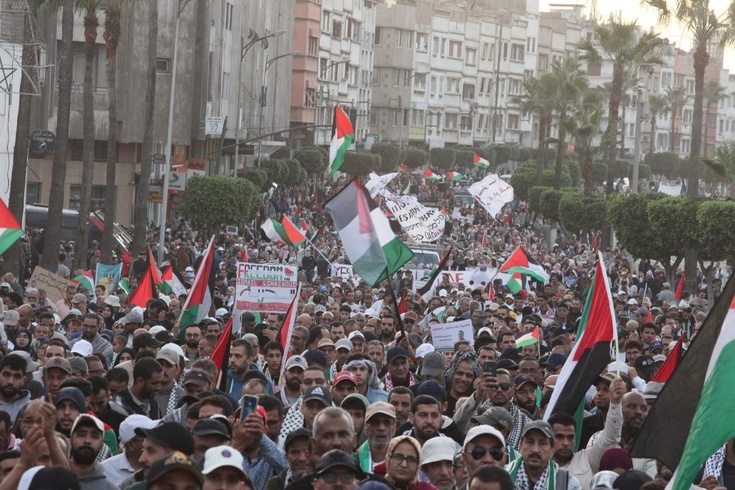 حقوقيون: استمرار التطبيع تواطؤ مع الكيان الصهيوني في انتهاكاته وينبغي وقف متابعة المتضامنين مع الفلسطينيين حقوقيون: استمرار التطبيع تواطؤ مع الكيان الصهيوني في انتهاكاته وينبغي وقف متابعة المتضامنين مع الفلسطينيين