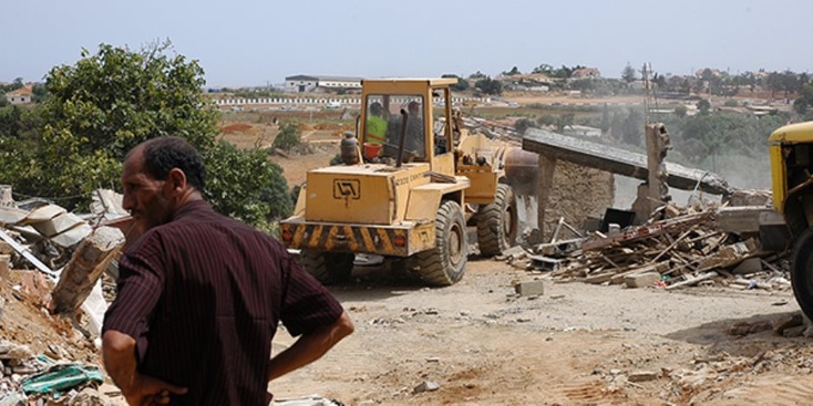 تقرير رسمي يكشف عن معاناة المواطنين بعد نزع ملكيتهم للمنفعة العامة ويوصي بتمكينهم من تعويضاتهم تقرير رسمي يكشف عن معاناة المواطنين بعد نزع ملكيتهم للمنفعة العامة ويوصي بتمكينهم من تعويضاتهم
