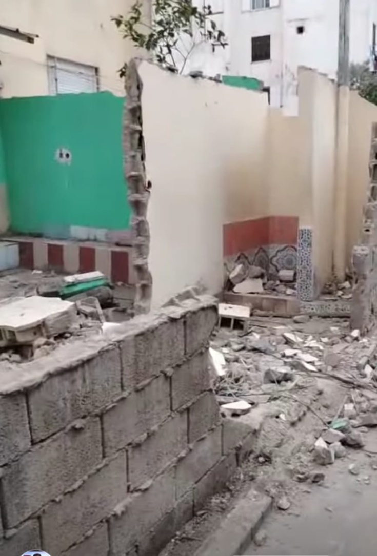 **عمالة عين السبع الحي المحمدي: جهود مكثفة لتحرير الملك العام ومحاربة البناء العشوائي** **عمالة عين السبع الحي المحمدي: جهود مكثفة لتحرير الملك العام ومحاربة البناء العشوائي**