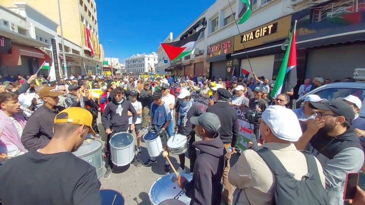 حضور قوي للقضية الفلسطينية في احتجاجات فاتح ماي والنقابات تجدد التنديد بالإبادة والمطالبة بإسقاط التطبيع حضور قوي للقضية الفلسطينية في احتجاجات فاتح ماي والنقابات تجدد التنديد بالإبادة والمطالبة بإسقاط التطبيع