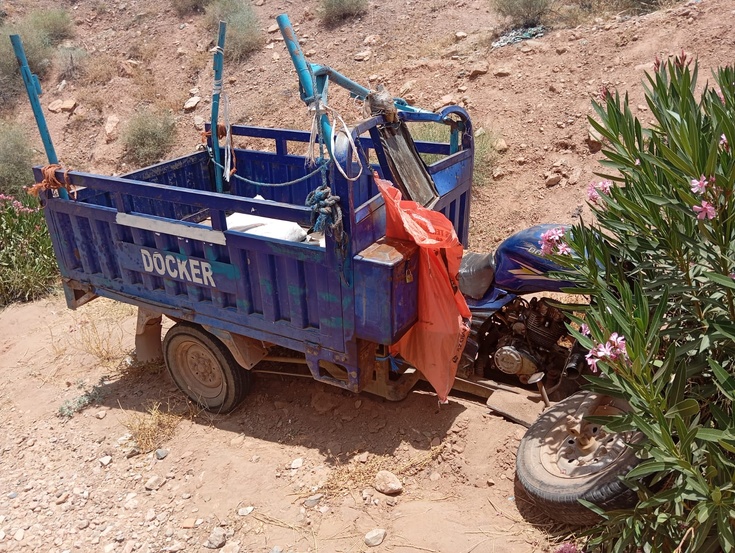سمير اليزيدي عامل إقليم قلعة السراغنة يحل  بالمستشفى الإقليمي السلامة  بخصوص حادتة السير بسيدي ادريس بسور العز والتي خلفت سبعة ضحايا في عين المكان و سبعة جرحى حالاتهم متفاوتة الخطورة سمير اليزيدي عامل إقليم قلعة السراغنة يحل  بالمستشفى الإقليمي السلامة  بخصوص حادتة السير بسيدي ادريس بسور العز والتي خلفت سبعة ضحايا في عين المكان و سبعة جرحى حالاتهم متفاوتة الخطورة