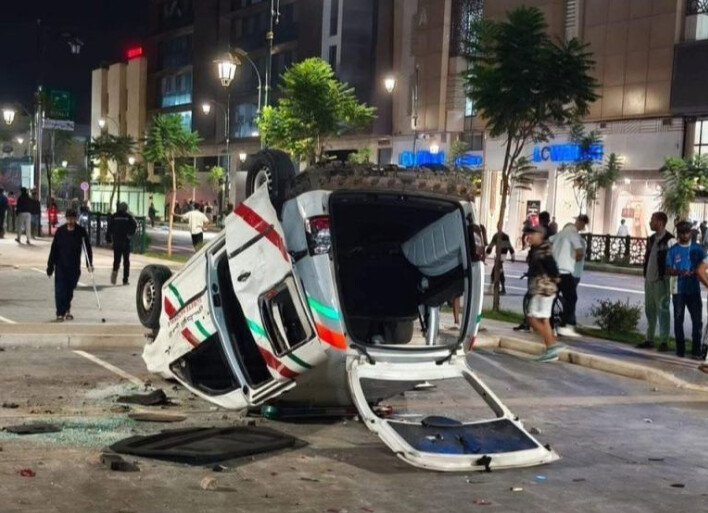 تصاعد احتجاجات “جيل زد” في مدن مغربية وأعمال عنف وسط مخاوف من خروجها عن السيطرة تصاعد احتجاجات “جيل زد” في مدن مغربية وأعمال عنف وسط مخاوف من خروجها عن السيطرة