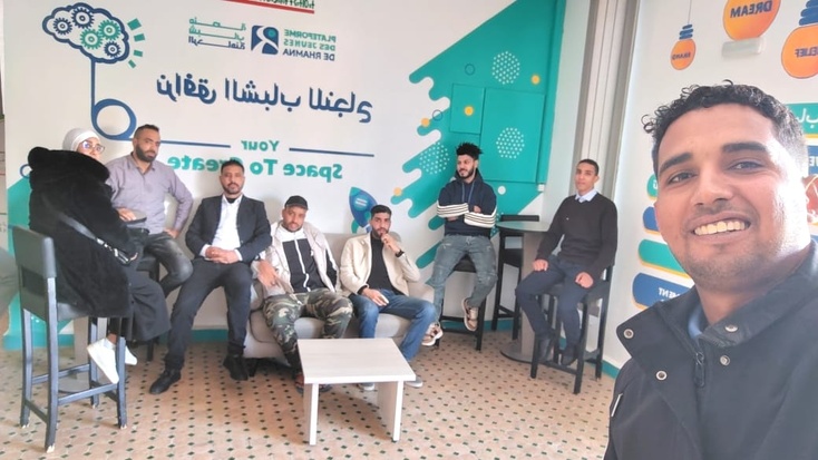 من "الخطاب" إلى "الميدان": شباب الرحامنة يبحثون عن حلول واقعية لإشكالية الشغل. من "الخطاب" إلى "الميدان": شباب الرحامنة يبحثون عن حلول واقعية لإشكالية الشغل.