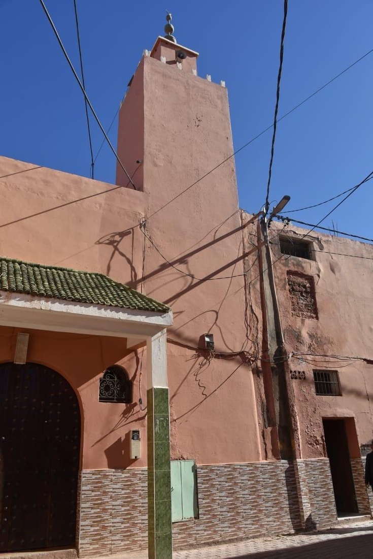 عامل إقليم قلعة السراغنة السيد سمير اليزيدي يقوم بزيارة ميدانية للجماعة الترابية سيدي رحال