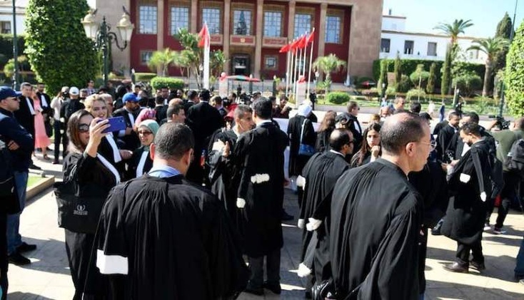 شلل تام بمحاكم المملكة يوم الثلاثاء المقبل.. المحامون يعلنون التصعيد ضد وهبي
