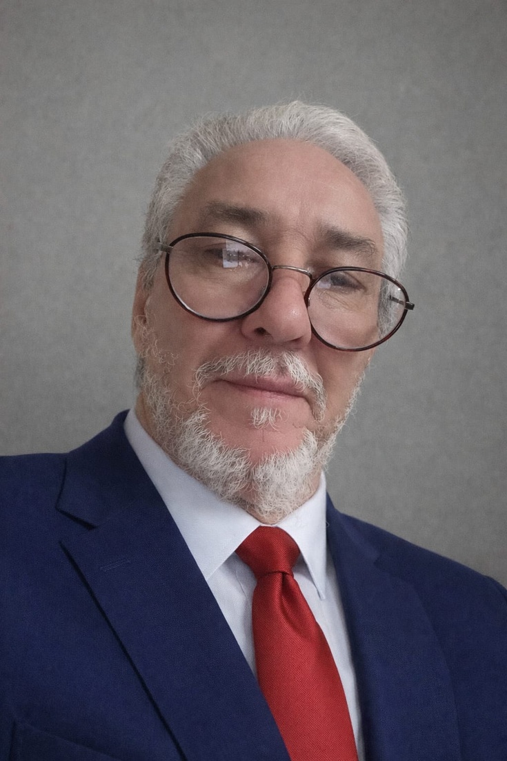 *الصحراء، إيران، الحرب.. مفارقة التراب والإنسان*