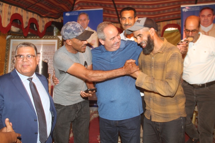 من قلب سيدي عبد الله.. لقاء مكاشفة يجمع الحصيلة بمطالب الساكنة والمداوي يقترح التزامات مكتوبة لكل جماعة