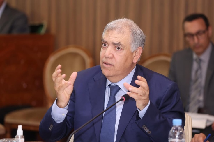 لفتيت يرفع سلاح الترشيد أمام الجماعات ويشدد الخناق على الحفلات والهدايا والوقود في ميزانيات 2027