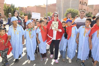تحت شعار " حبة من رمال صحرائنا هي قطرة من دمائنا" خلدت جمعيات مدنية بابن جرير ذكرى المسيرة الخضراء.
