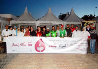 أزيد من 300 متبرع بالدم في حملة النداء الإنساني لجمعية كرامتي بابن جرير .
