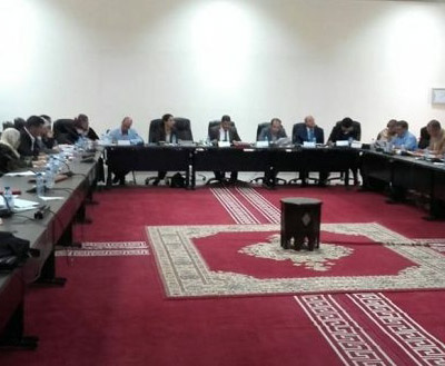 ابن جرير...منتخبون يشتغلون منعزلين عما يجري ويدور بالمدينة ابن جرير...منتخبون يشتغلون منعزلين عما يجري ويدور بالمدينة