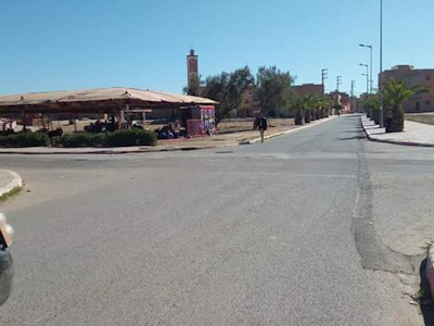 إقامة سيرك للألعاب بالقرب من مسجد  حي الزاوية بابن جرير يثير غضب الساكنة  ويستنفر الجهات المعنية. إقامة سيرك للألعاب بالقرب من مسجد  حي الزاوية بابن جرير يثير غضب الساكنة  ويستنفر الجهات المعنية.