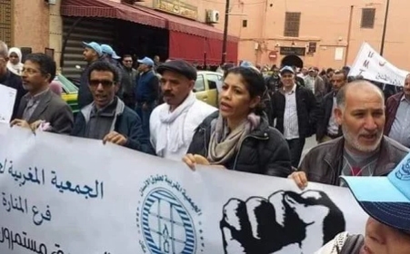 النقابة الوطنية للصحافة المغربية بجهة مراكش تدين استهداف رئيسة فرع الجمعية المغربية لحقوق الإنسان بمراكش