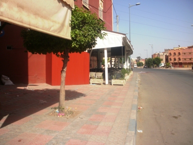 من المستفيد من الاستغلال  العشوائي واحتلال الملك العمومي بابن جرير...؟