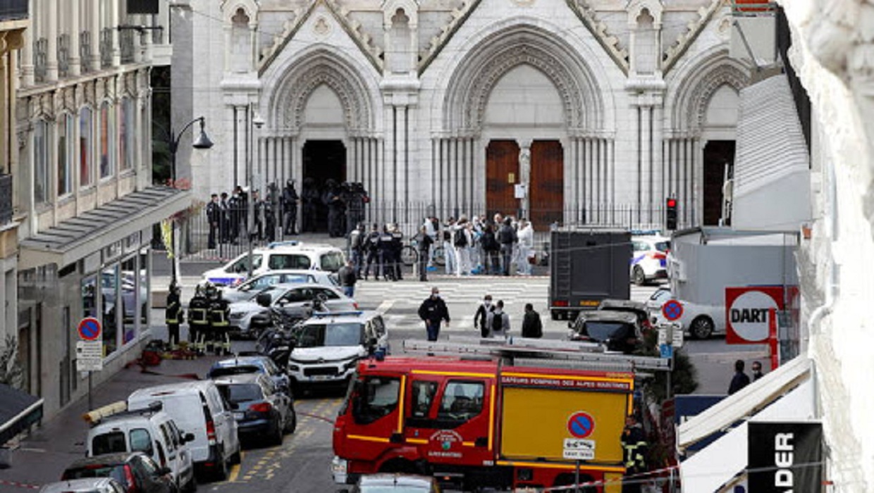 المغرب يدين الهجوم الذي وقع بنيس ويعرب عن تضامنه وتعاطفه مع الضحايا وعائلاتهم المغرب يدين الهجوم الذي وقع بنيس ويعرب عن تضامنه وتعاطفه مع الضحايا وعائلاتهم