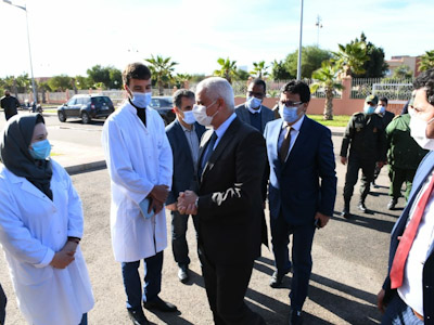 وزير الصحة وعامل إقليم الرحامنة في زيارة تفقدية لإحدى مراكز التلقيح بابن جرير وزير الصحة وعامل إقليم الرحامنة في زيارة تفقدية لإحدى مراكز التلقيح بابن جرير