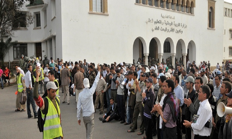 5 أبريل.. إضراب وطني يوحد النقابات ويشل مدارس المغرب 5 أبريل.. إضراب وطني يوحد النقابات ويشل مدارس المغرب