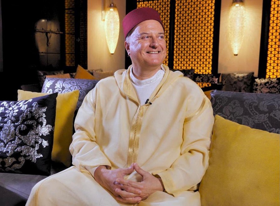 مغاربة يدافعون عن العثماني بعد هجوم المقيم الاسرائيلي.. “إلزم حدودك ولا تتدخل في شؤوننا”
