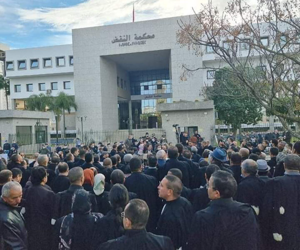  المحامون مستمرون في النضال والأمانة العامة لاتحاد المحامين العرب تعبر عن تضامنها لهم 