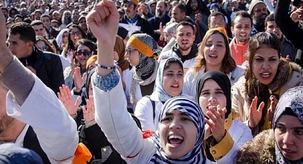 أساتذة التعاقد يدشنون الموسم الدراسي بإضراب وطني