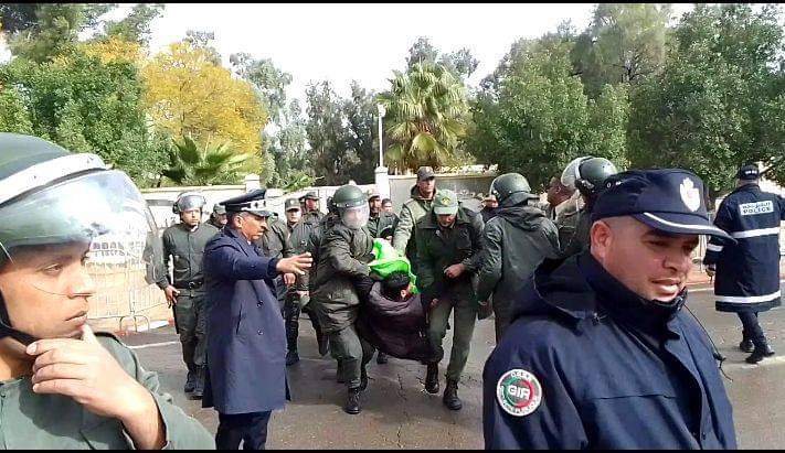 هل المقاربة الأمنية بلسم ناجع لحل مشاكل البطالة بابن جرير ومنطقة الرحامنة؟   هل المقاربة الأمنية بلسم ناجع لحل مشاكل البطالة بابن جرير ومنطقة الرحامنة؟