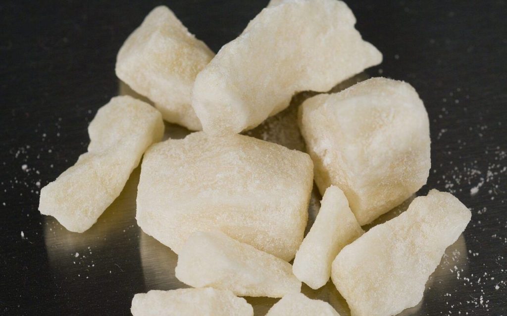 تحذيرات من الانتشار المهول لمخدر “البوفا” وسط الشباب واليافعين في الأحياء الشعبية تحذيرات من الانتشار المهول لمخدر “البوفا” وسط الشباب واليافعين في الأحياء الشعبية