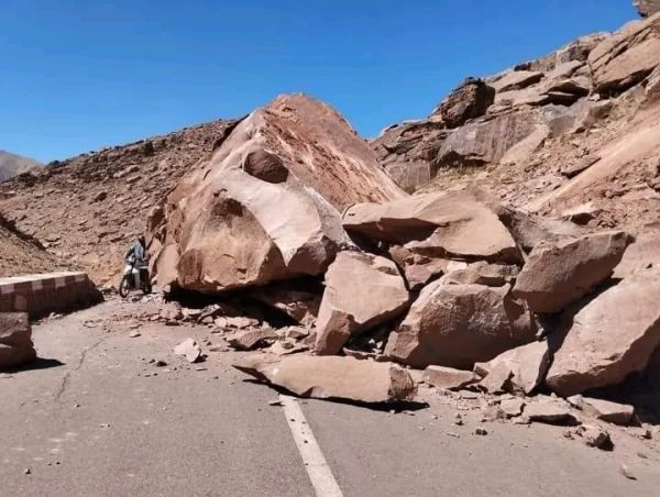 وزارة التجهيز تعلن فتح جميع الطرق المقطوعة جراء زلزال الحوز