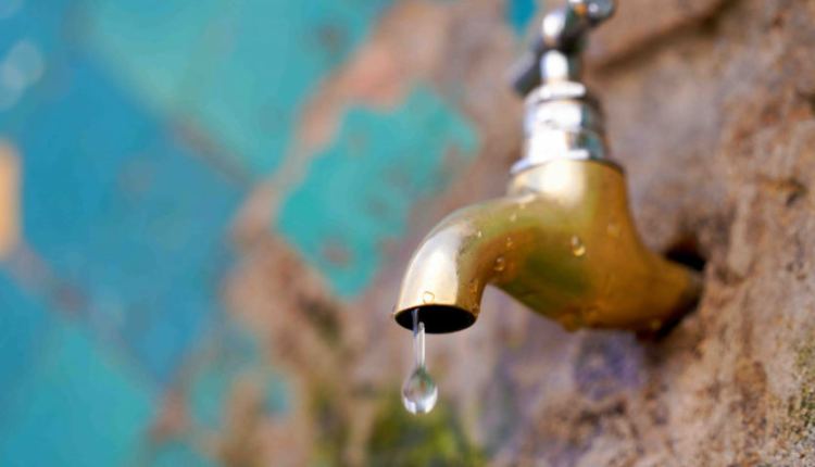 مشروعُ قانون المالية يرفعُ أسعار استهلاك الماء والكهرباء والتطهير