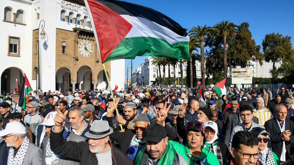 احتجاجات جمعة جديدة بالمدن المغربية تنديدا بالمجازر في غزة ورفضا للتطبيع