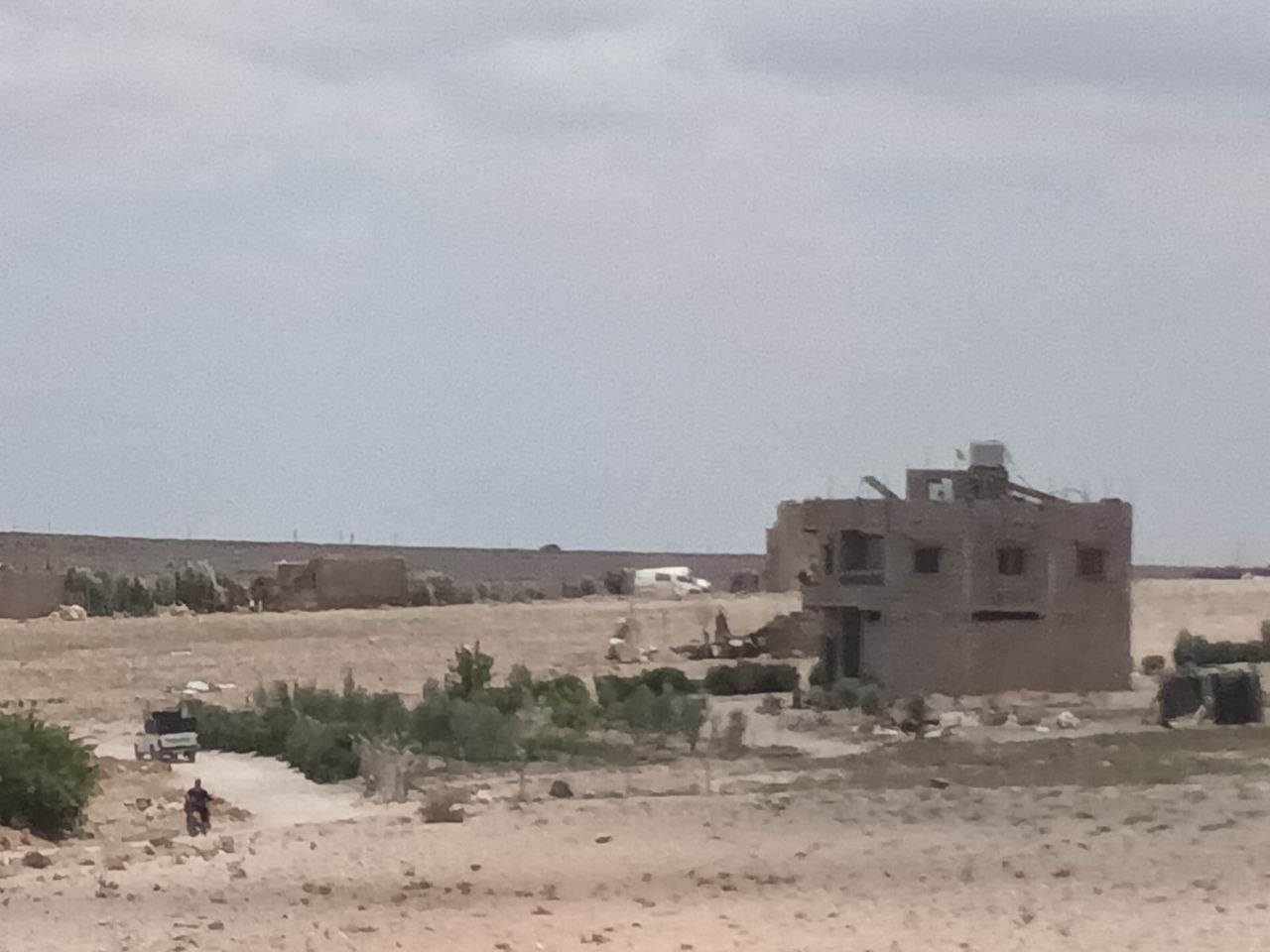 البناء العشوائي "الرشوائي"بابن جرير يزداد استفحالا...والسلطات في وادهم يهيمون....! البناء العشوائي "الرشوائي"بابن جرير يزداد استفحالا...والسلطات في وادهم يهيمون....!