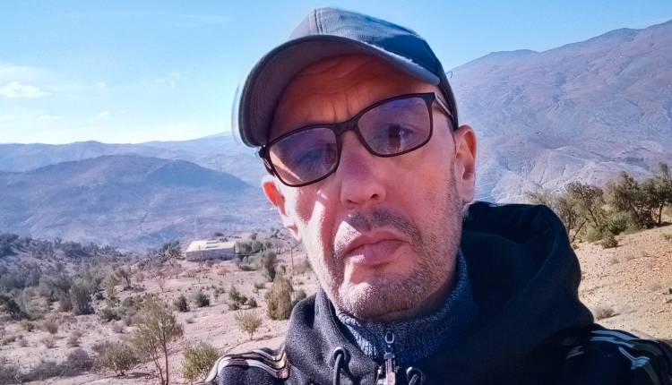 موظفو الجماعات الترابية: أبطال التنمية المنسيون موظفو الجماعات الترابية: أبطال التنمية المنسيون