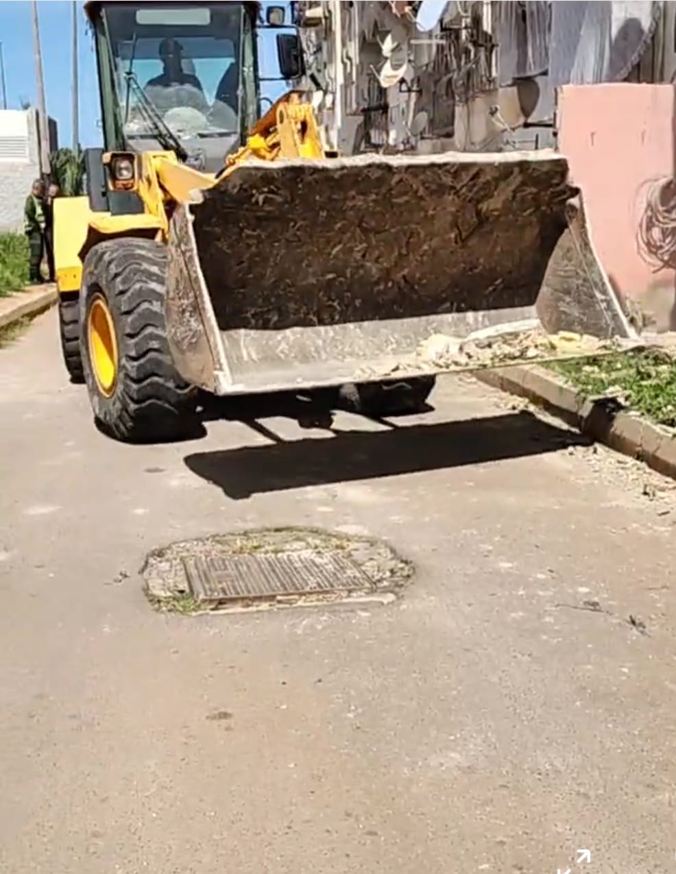 *حملة عامة لتحرير الملك العام: إرادة قوية وقطيعة مع مرحلة التسيب* *حملة عامة لتحرير الملك العام: إرادة قوية وقطيعة مع مرحلة التسيب*