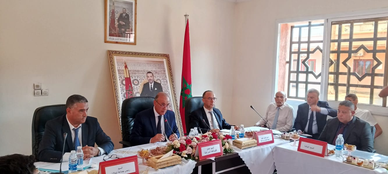 سمير اليزيدي عامل إقليم قلعة السراغنة يترأس اشغال جلسة عمل مع المجلس الجماعي لتاملالت  سمير اليزيدي عامل إقليم قلعة السراغنة يترأس اشغال جلسة عمل مع المجلس الجماعي لتاملالت