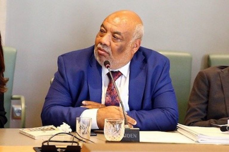 من اجل إدماج شباب إقليم الرحامنة بالمجمع الشريف للفوسفاط... النائب البرلماني عبد اللطيف الزعيم يوجه سؤالا كتابيا في الموضوع إلى وزير الإدماج الاقتصادي والشعب......