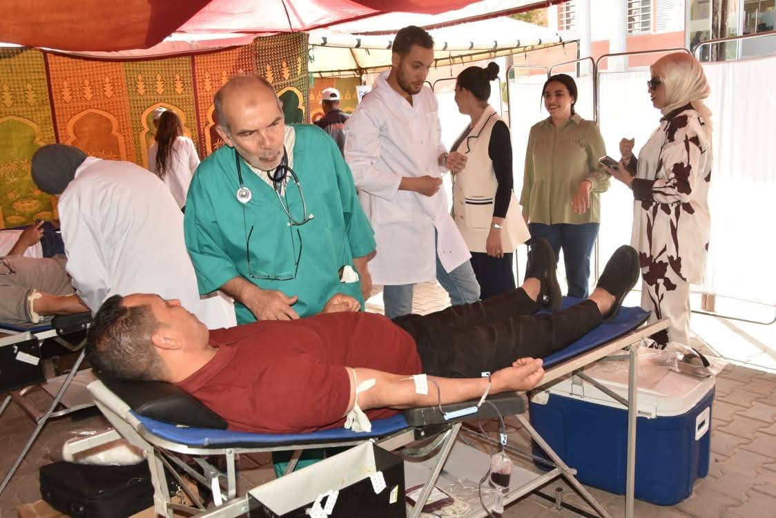 بمبادرة من مصحة القلعة تنظيم حملة للتبرع بالدم تحت شعار  : قطرة دم تنقذ حياة