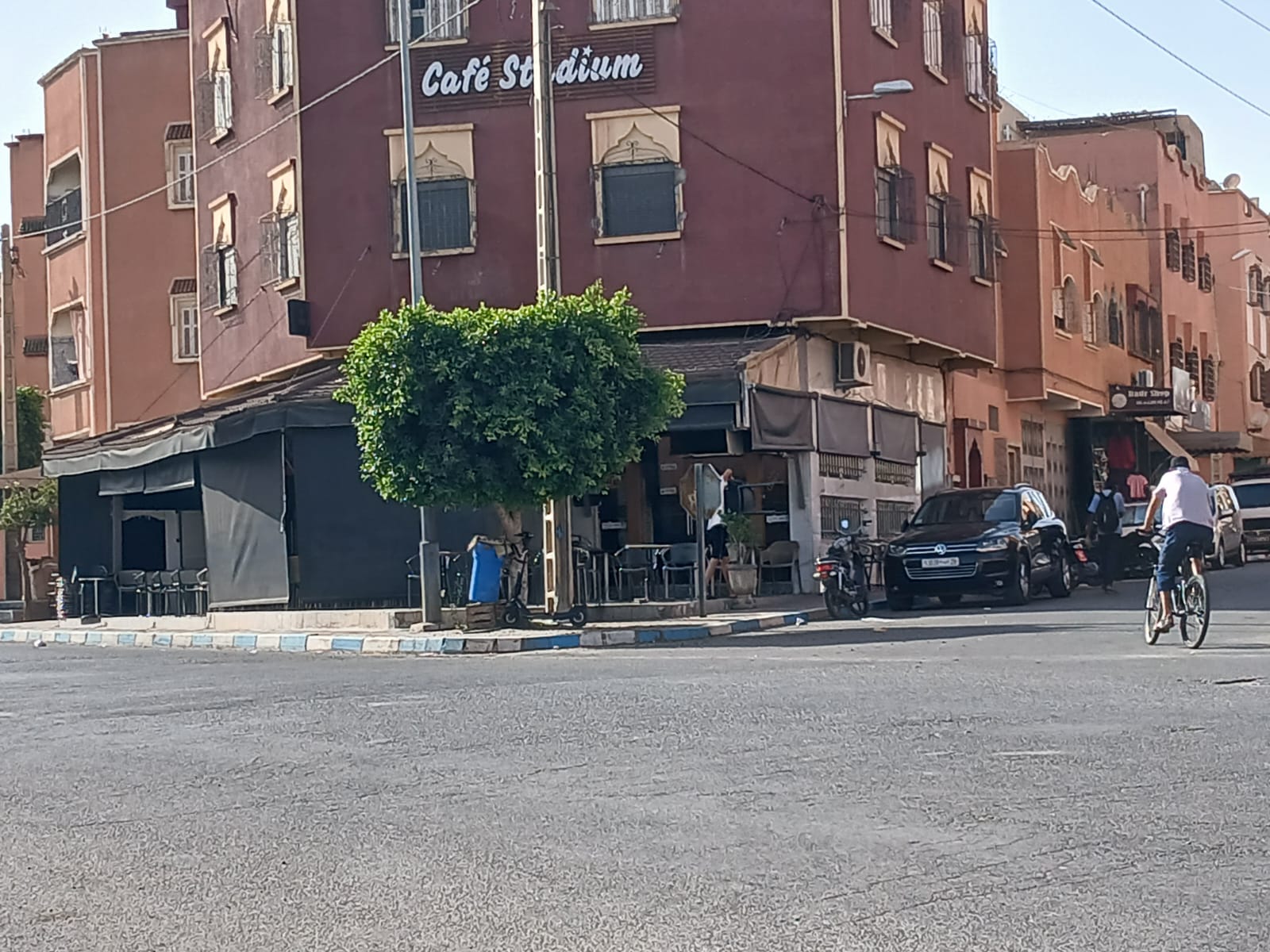 استمرار احتلال الملك العمومي بشكل عشوائي بابن جرير ...يقلق السكان..!