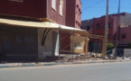 كل شئ مباح بابن جرير ضدا على القانون ... حتى اقتلاع الاشجار من الملك العام ، مما يطرح اكثر من علامة استفهام؟؟؟