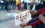 شباب 20 فبراير بابن جرير يحرقون جريدة "المساء" في وقفة 6 مارس