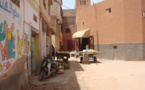ابن جرير : الباعة المتجولون يحاصرون أبواب المساجد