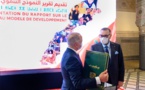 جلالة الملك محمد السادس يترأس بالقصر الملكي بفاس مراسيم التقرير العام الذي أعدته اللجنة الخاصة بالنموذج التنموي