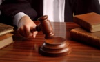 بينهم قضاة وأمنيون ورجال أعمال.. تسريب تسجيل القاضية يطيح بشبكة كبيرة داخل محاكم البيضاء إقرأ المزيد  :