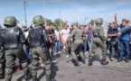 استنكار للتدخل بالقوة في حق الأساتذة المحتجين بالرباط ونقابة تؤكد استمرار توقيف 10 محتجين