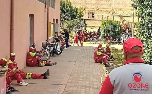 قلعة السراغنة:  عمال النظافة يدخلون في اضراب مفتوح بسبب عدم  توصلهم باجورهم