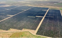 المكتب الشريف للفوسفاط (OCP) يستثمر 13 مليار دولار في برنامجه الطاقي الأخضر ويفتتح مزرعته الشمسية بخريبكة